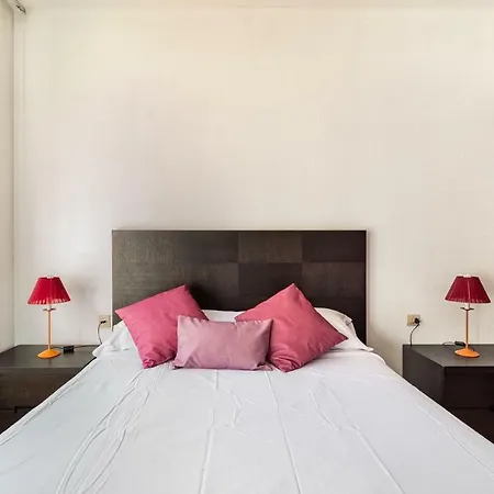 Gaudi House * 巴塞罗那